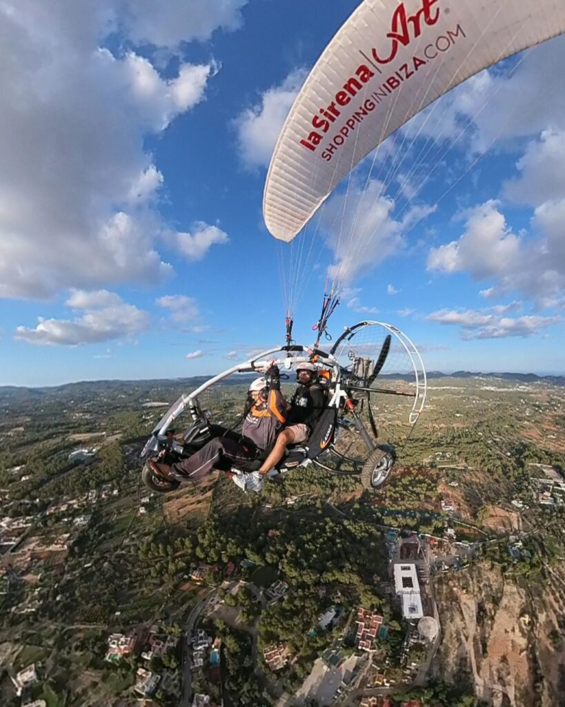 volar en paramotor en ibiza, vuelos en parapente ibiza